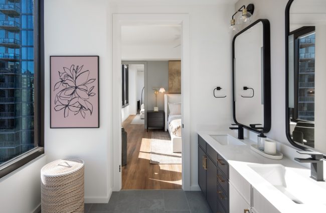 TheJuniperReserve_LuxuryApartmentCommunity_Bathroom_MidtownGA