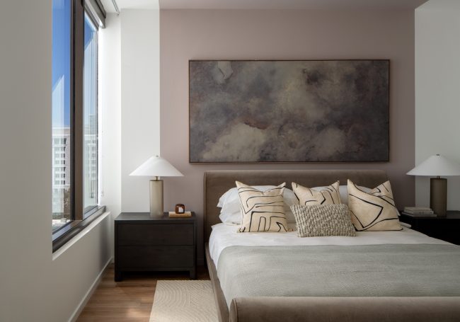 TheJuniperReserve_LuxuryApartmentCommunity_Bedroom_MidtownGA